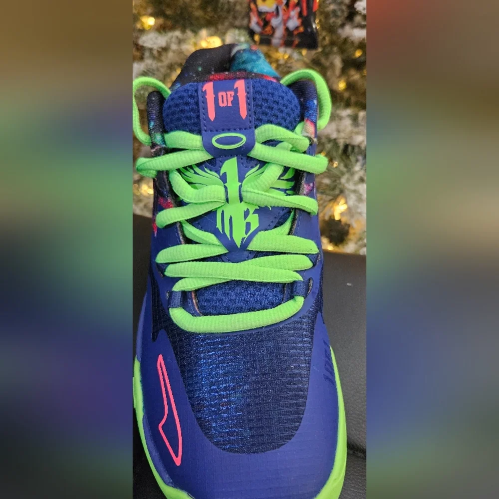 Lamelo Ball 1of1 Galaxy Pumas - Picture 6 of 11